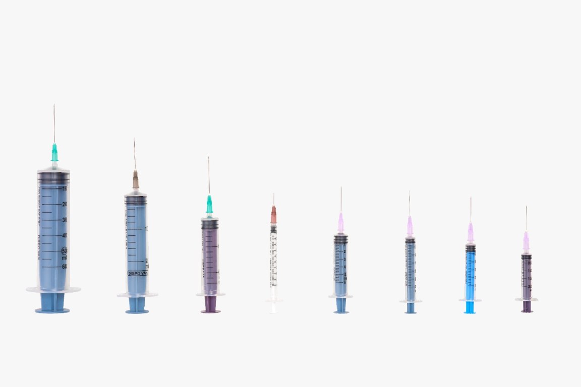 hypodermic single use syringes